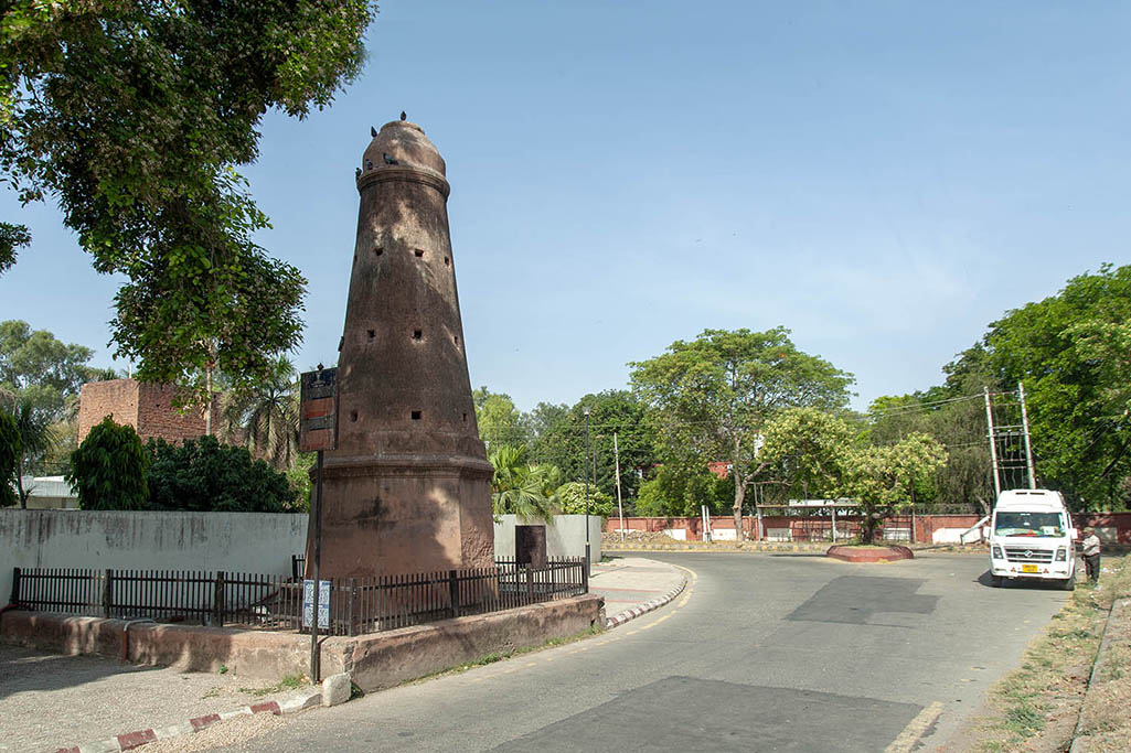 Kos Minar (North), Karnal, Haryana