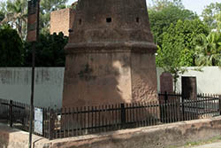 Kos Minar (North), Karnal, Haryana