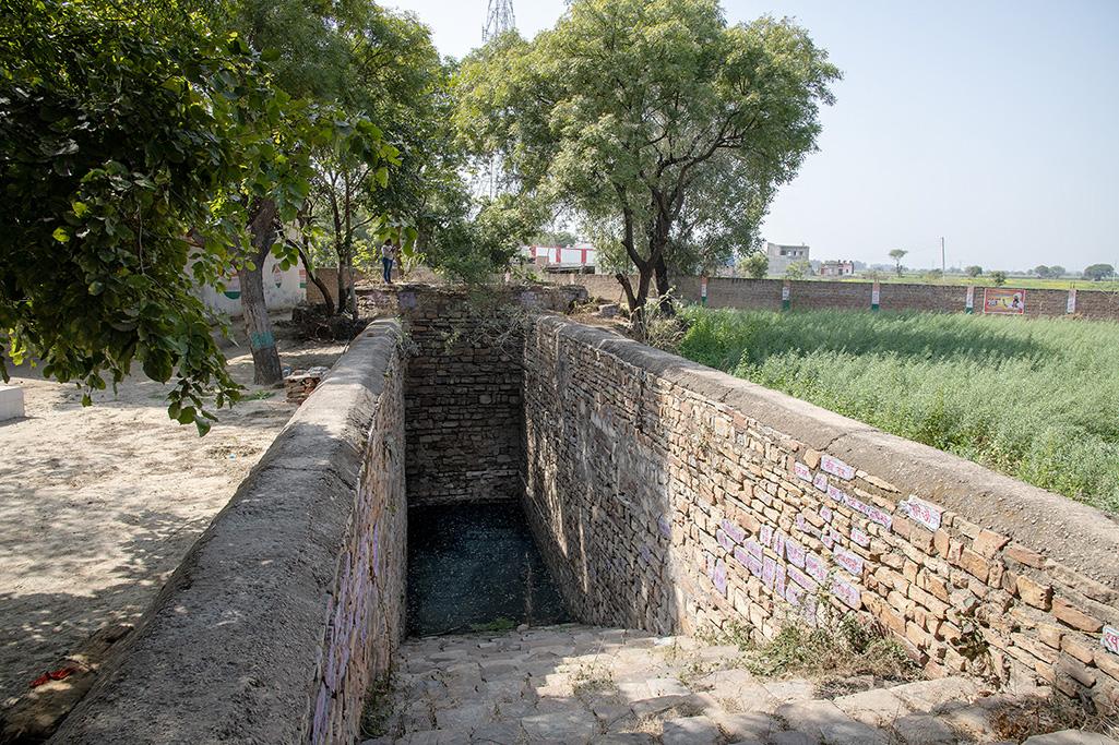 Stepwell, Hodal, Haryana