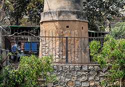 Kos Minar, Badarpur, Delhi
