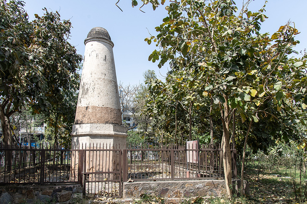 Kos Minar, Narela, Delhi