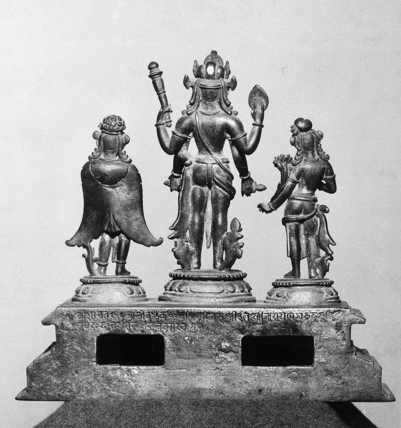 CSMVS, Metal Sculptures