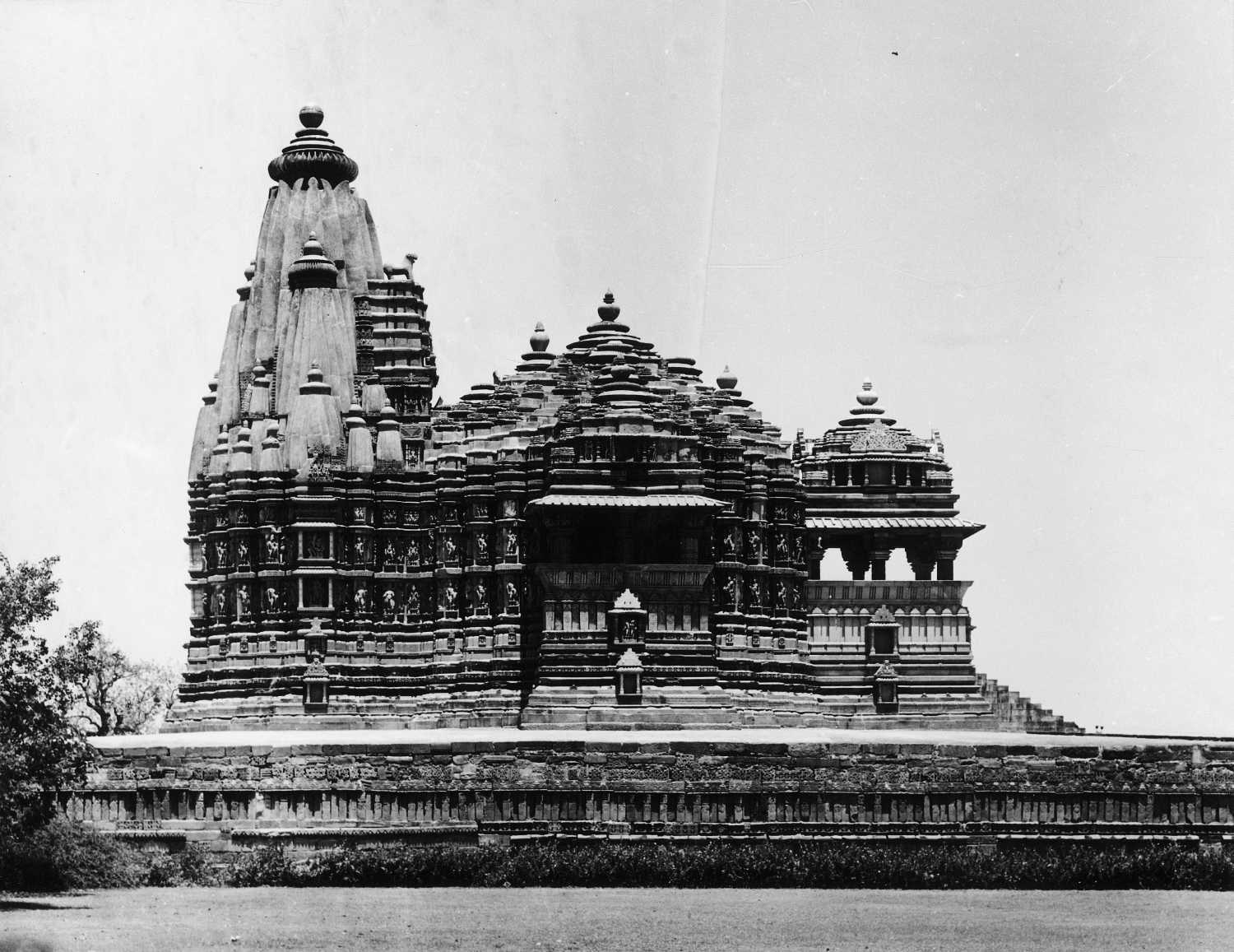 Chitragupta Temple, Khajuraho, Madhya Pradesh
