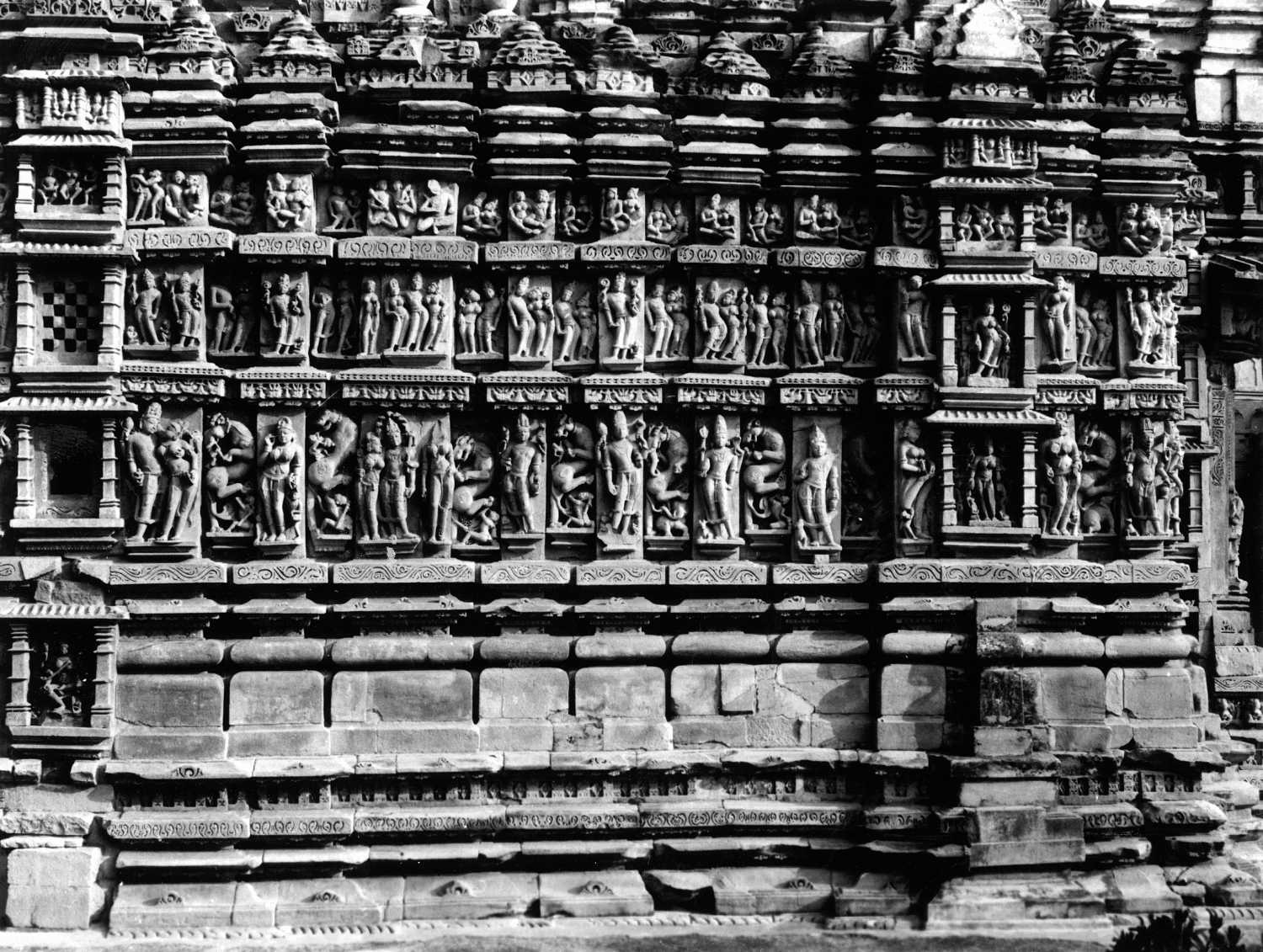 Parsvanatha temple, Khajuraho