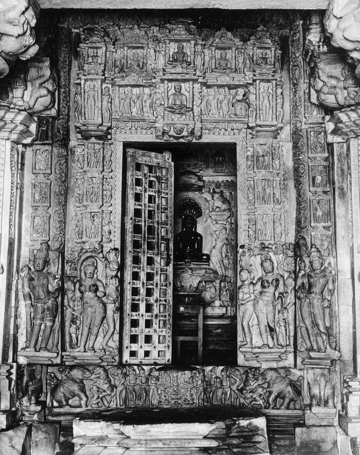 Parsvanatha temple, Khajuraho