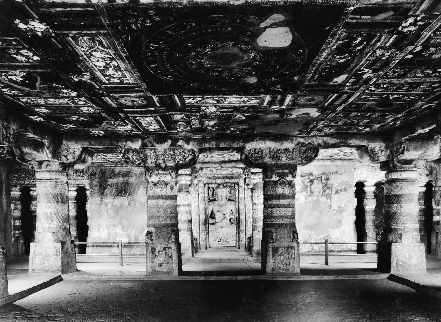 Cave 02, Ajanta, Aurangabad, Maharashtra