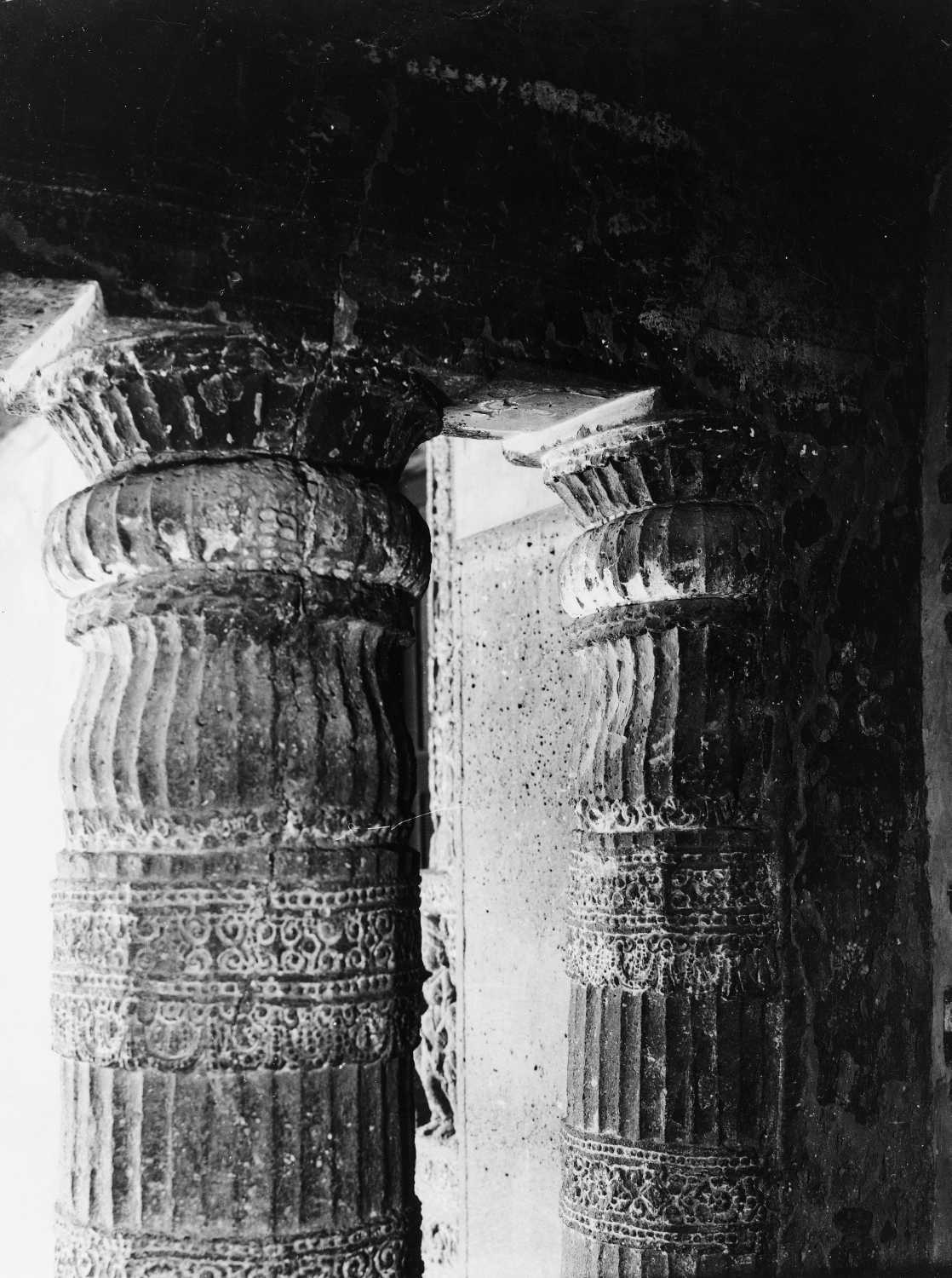 Cave 02, Ajanta, Aurangabad, Maharashtra
