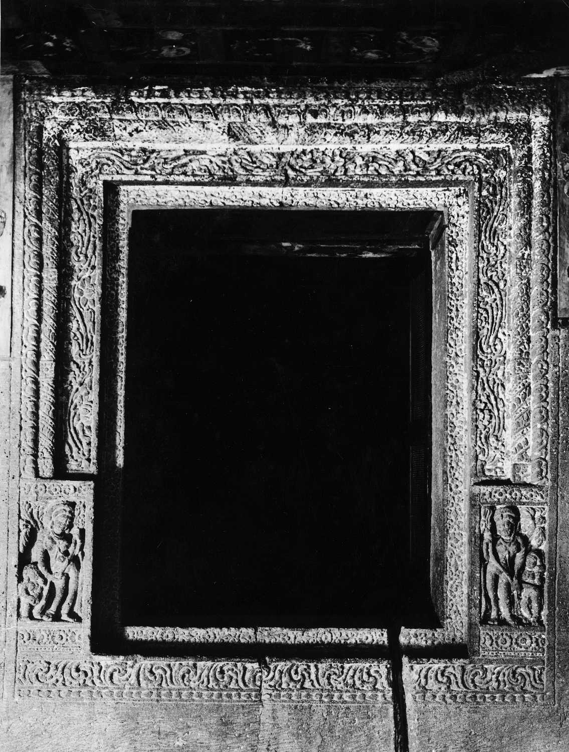 Cave 02, Ajanta, Aurangabad, Maharashtra