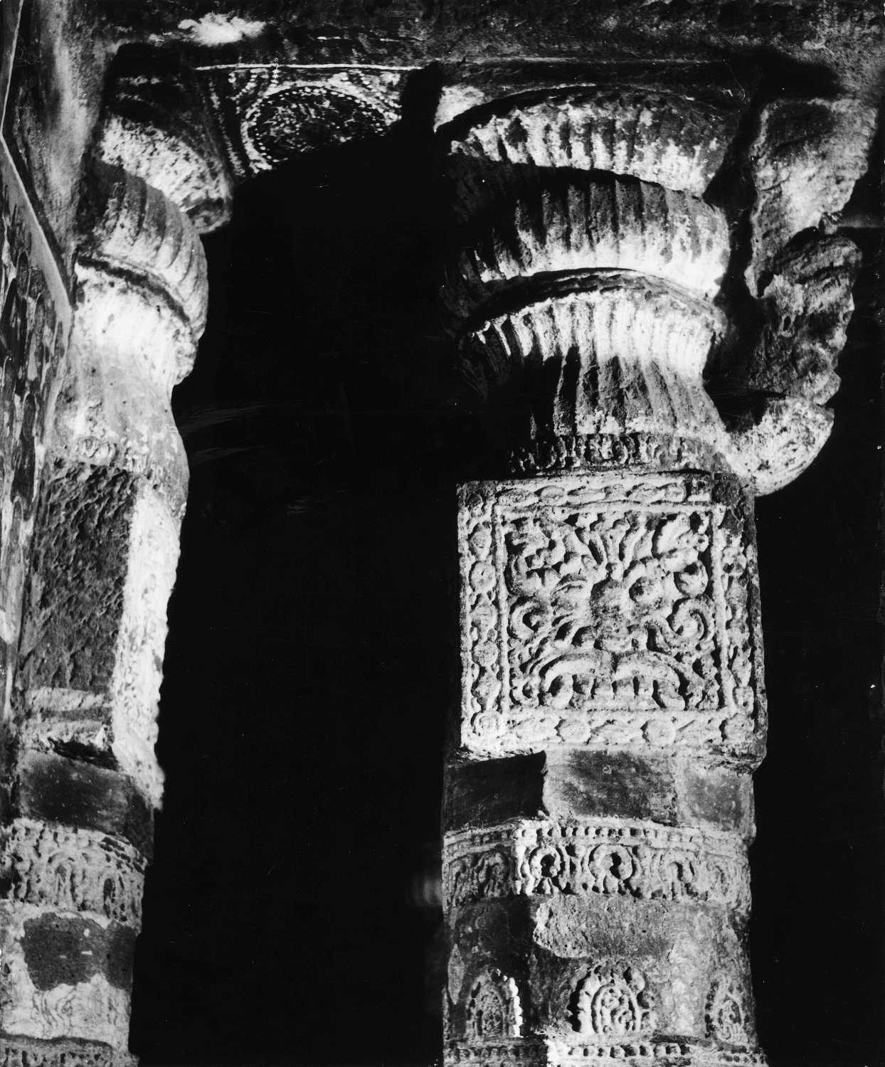 Cave 02, Ajanta, Aurangabad, Maharashtra