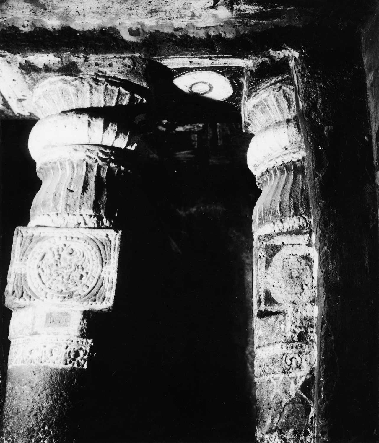 Cave 02, Ajanta, Aurangabad, Maharashtra