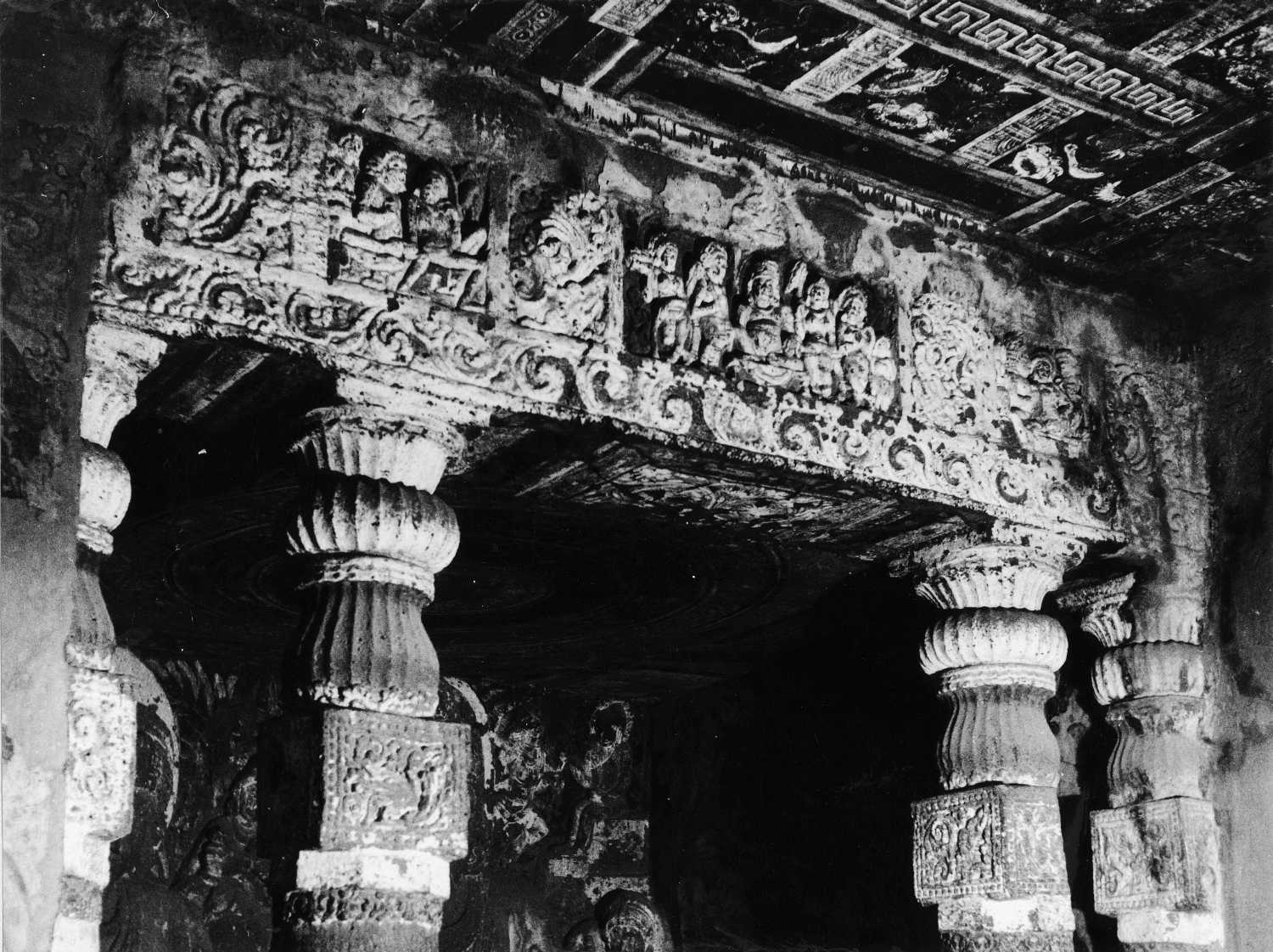 Cave 02, Ajanta, Aurangabad, Maharashtra