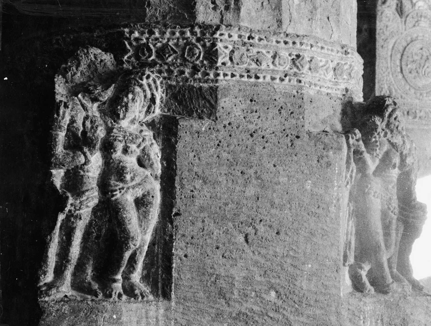 Cave 02, Ajanta, Aurangabad, Maharashtra
