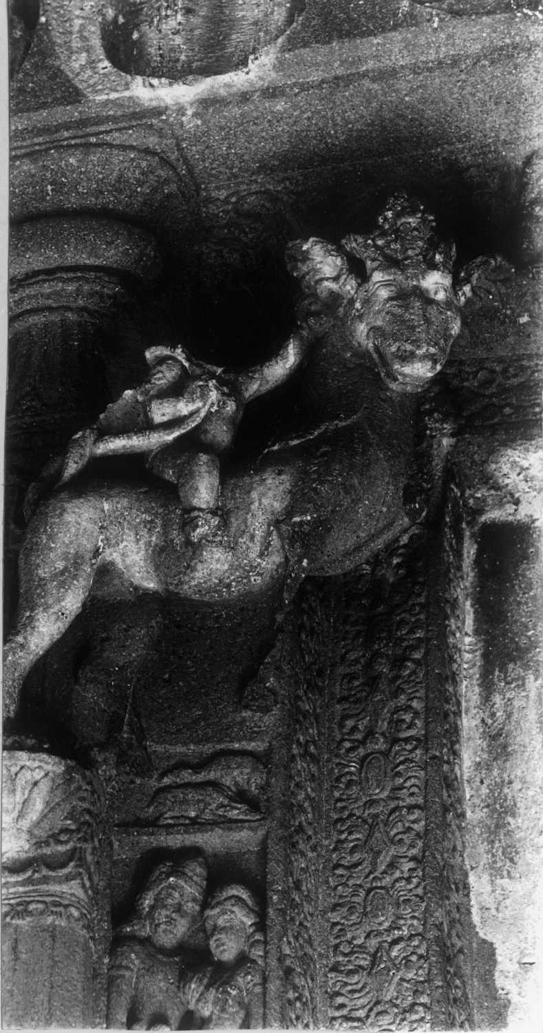 Cave 04, Ajanta, Aurangabad, Maharashtra
