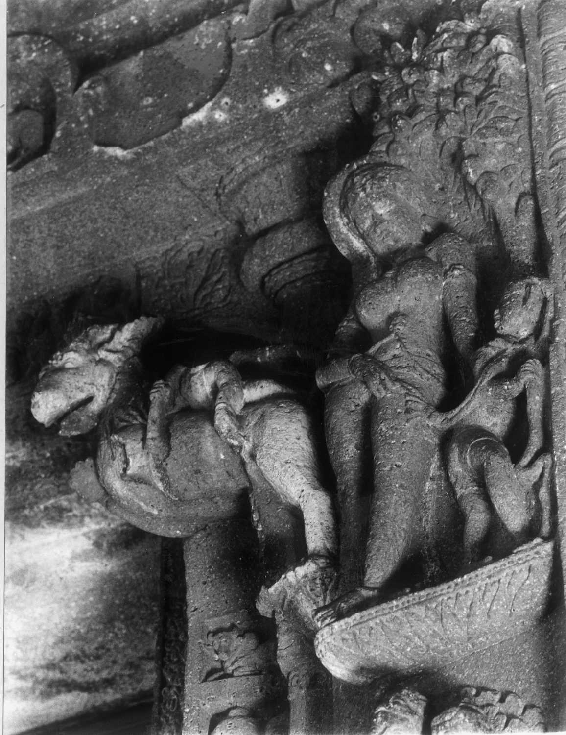 Cave 04, Ajanta, Aurangabad, Maharashtra