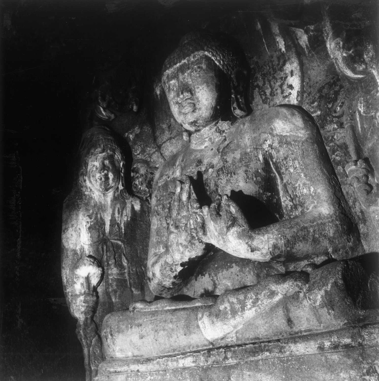 Cave 04, Ajanta, Aurangabad, Maharashtra