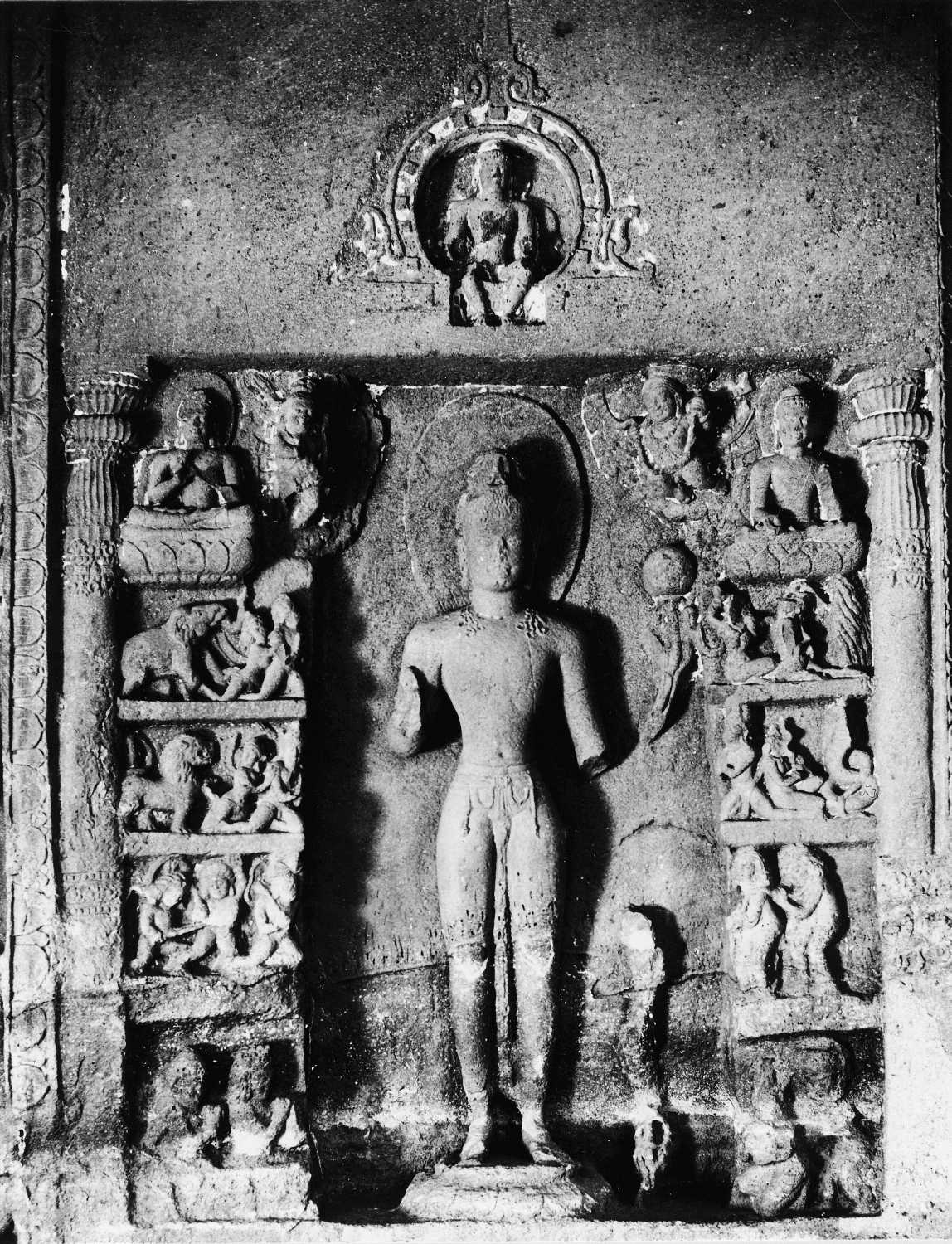 Cave 04, Ajanta, Aurangabad, Maharashtra