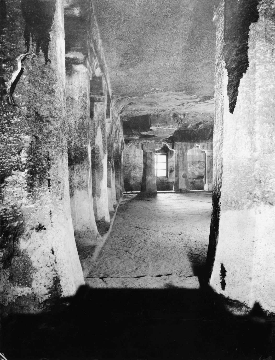 Cave 04, Ajanta, Aurangabad, Maharashtra