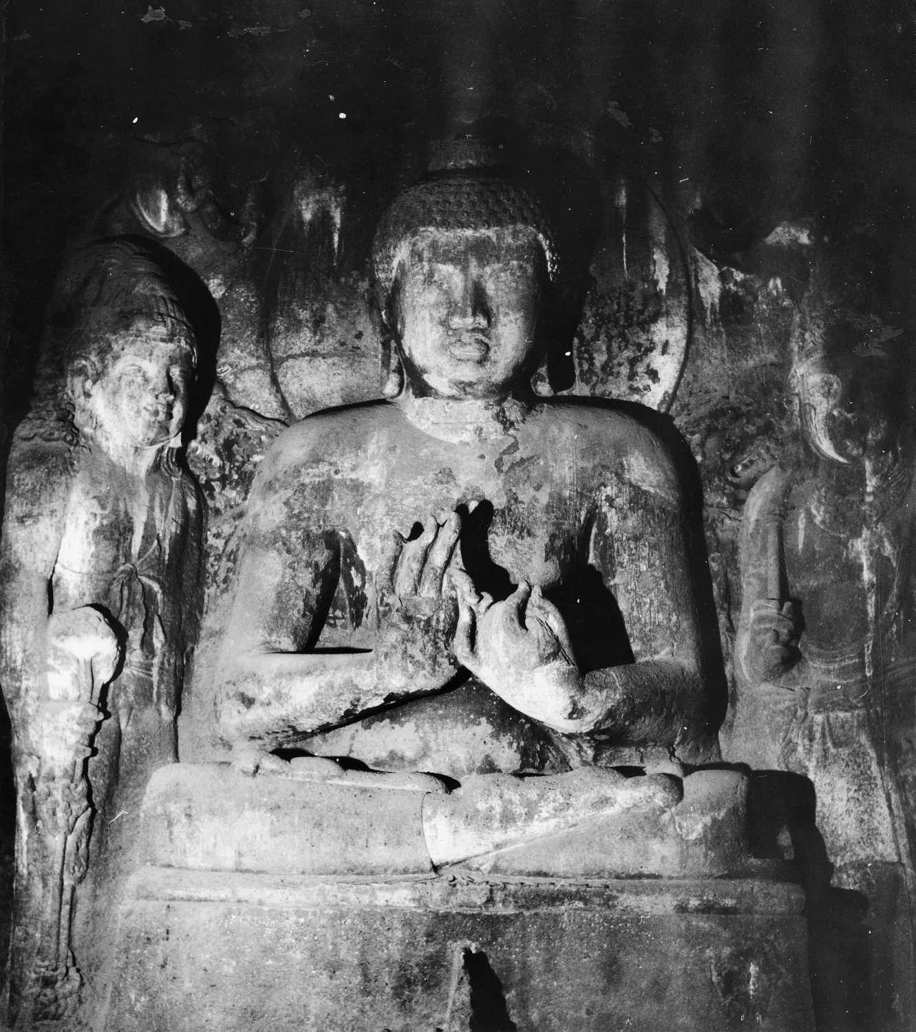Cave 04, Ajanta, Aurangabad, Maharashtra
