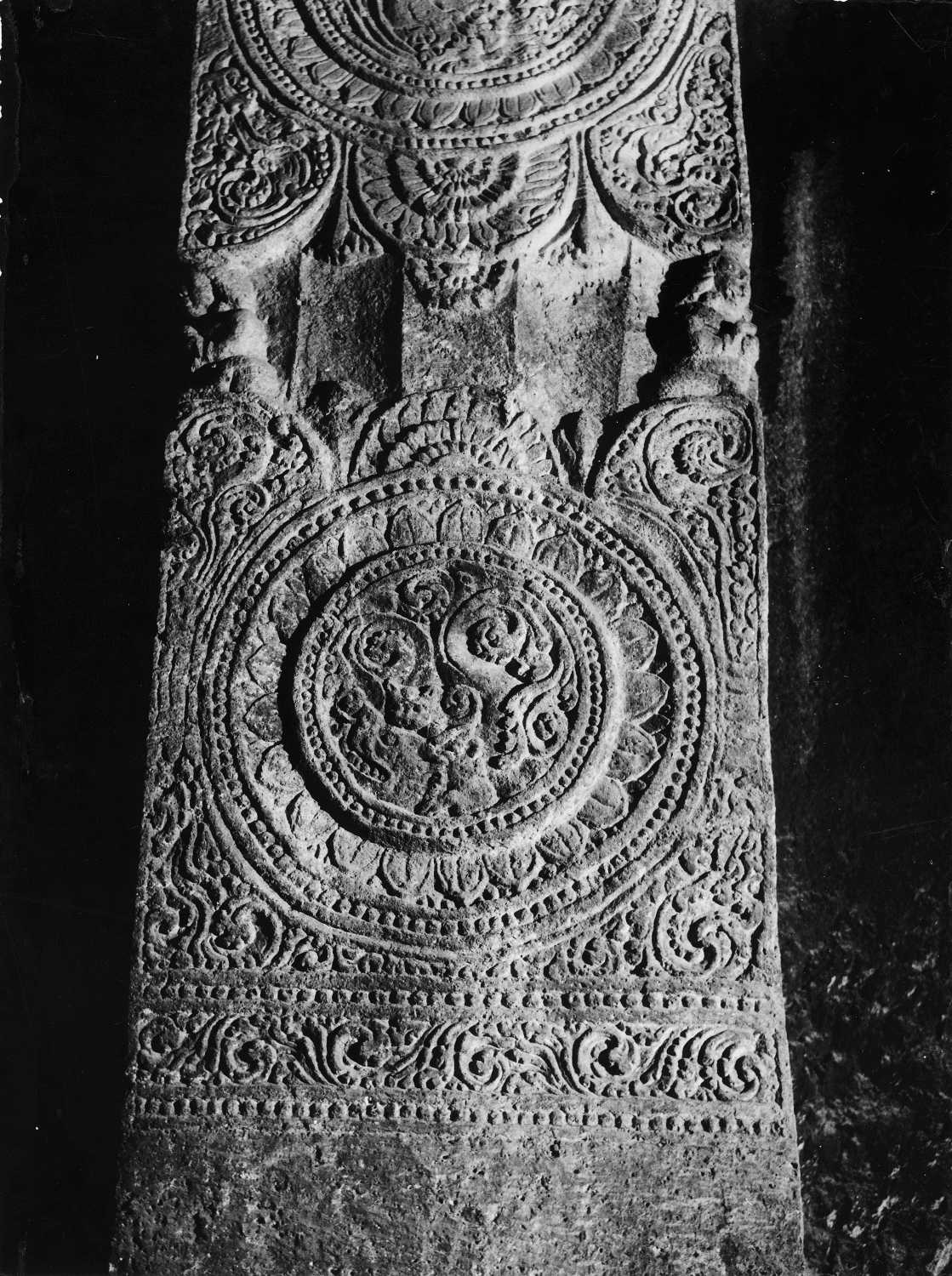 Cave 04, Ajanta, Aurangabad, Maharashtra