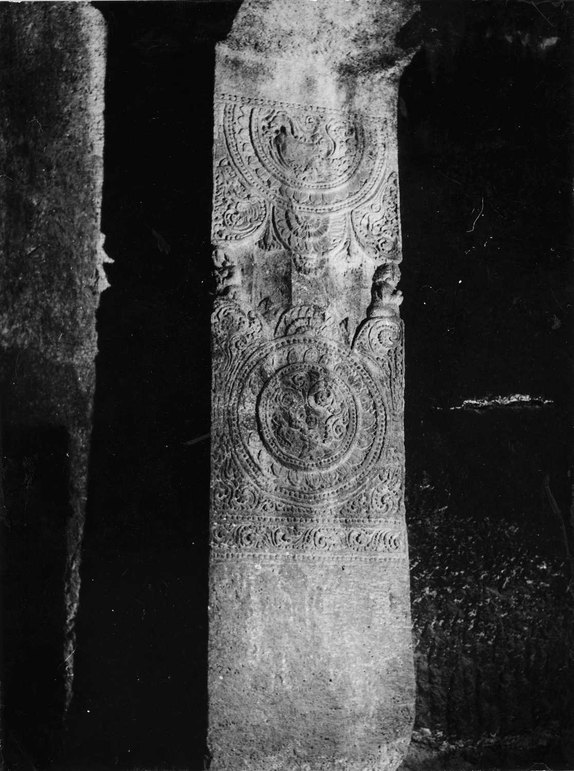 Cave 04, Ajanta, Aurangabad, Maharashtra