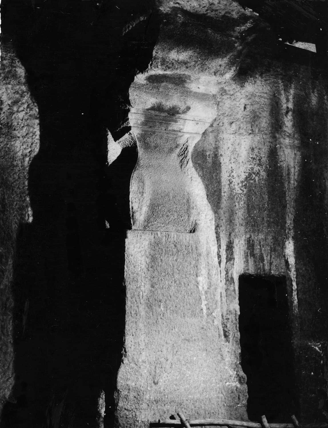 Cave 04, Ajanta, Aurangabad, Maharashtra