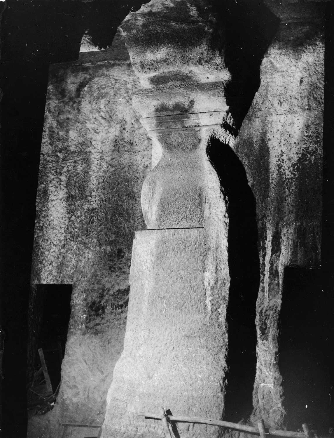 Cave 04, Ajanta, Aurangabad, Maharashtra