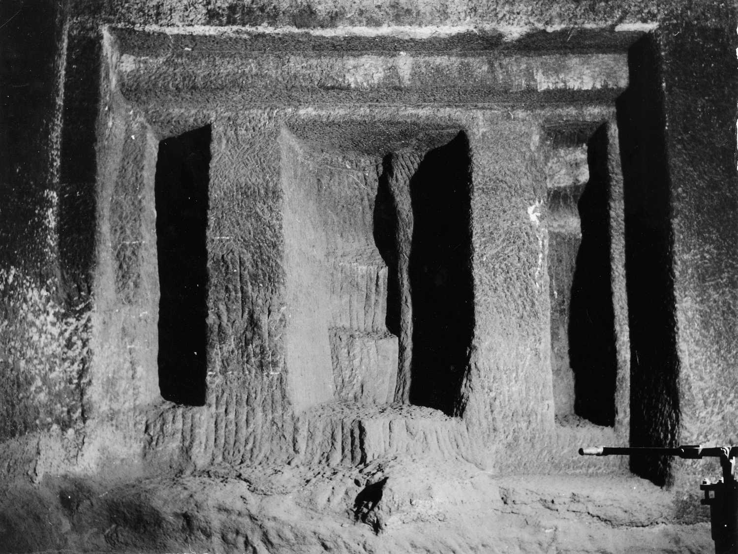 Cave 04, Ajanta, Aurangabad, Maharashtra