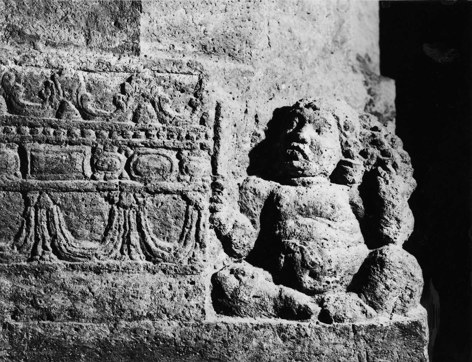Cave 04, Ajanta, Aurangabad, Maharashtra