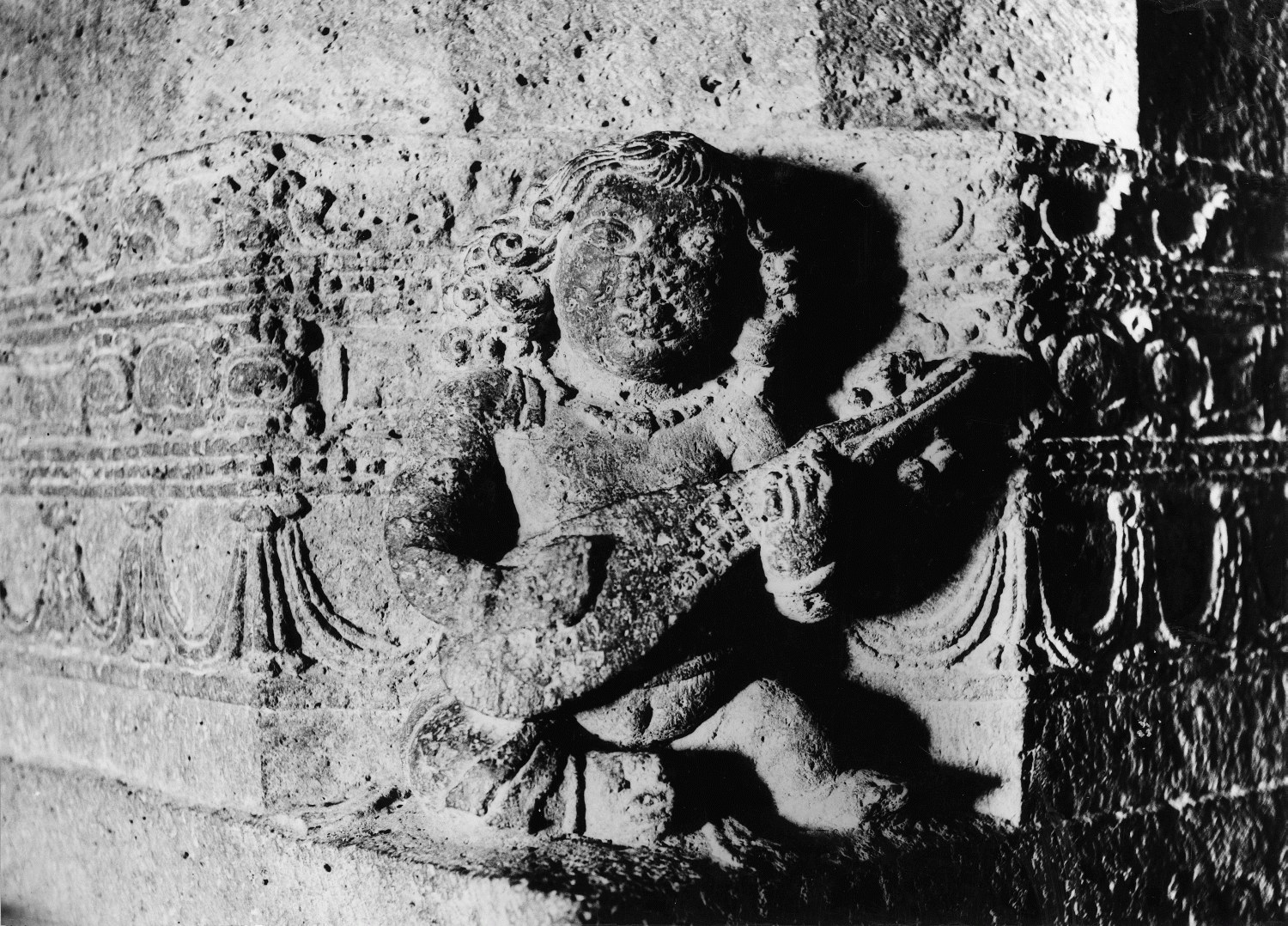 Cave 04, Ajanta, Aurangabad, Maharashtra