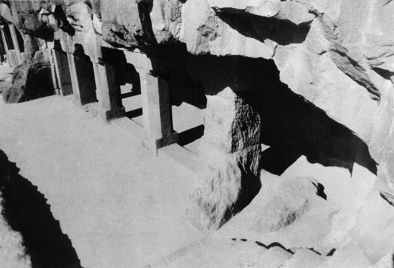 Cave 04, Ajanta, Aurangabad, Maharashtra