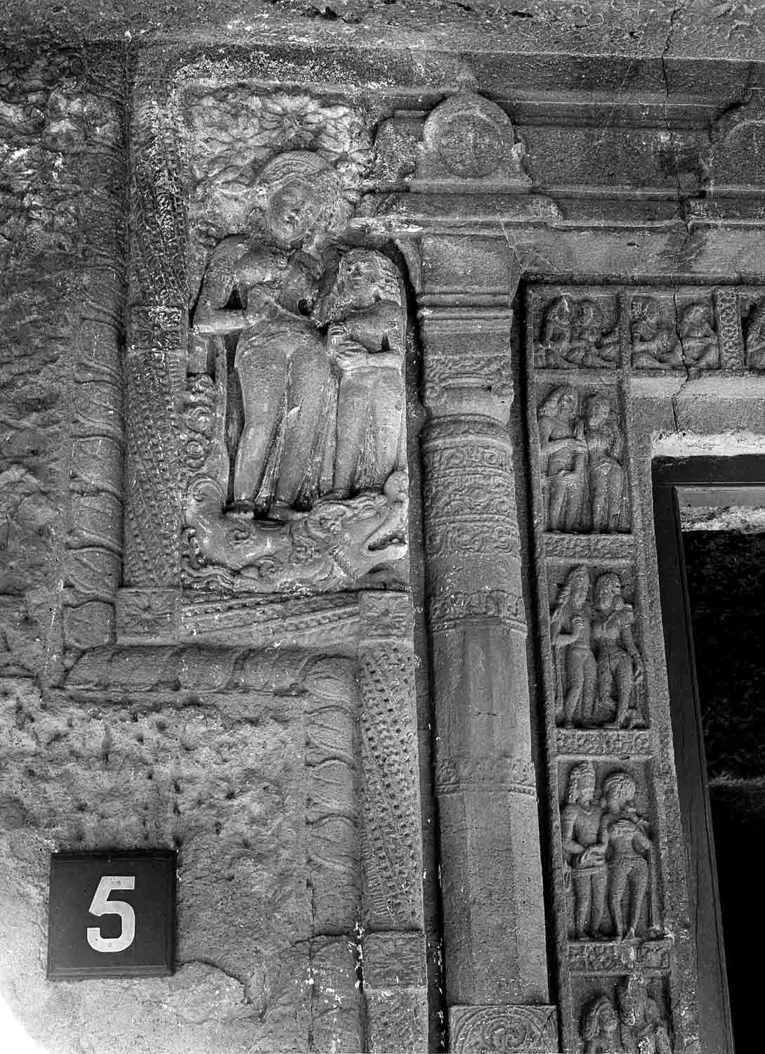 Cave 05, Ajanta, Aurangabad, Maharashtra