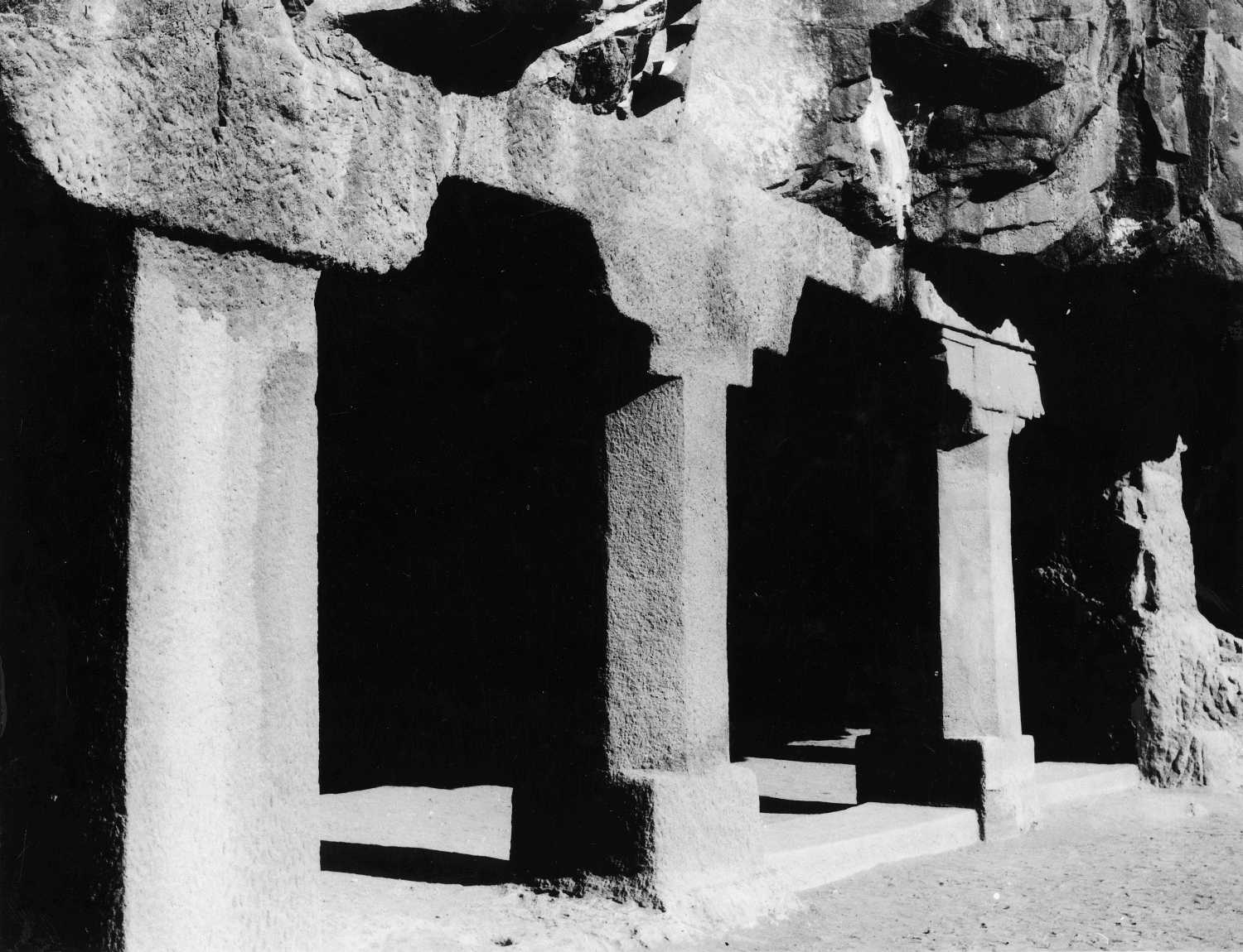 Cave 05, Ajanta, Aurangabad, Maharashtra