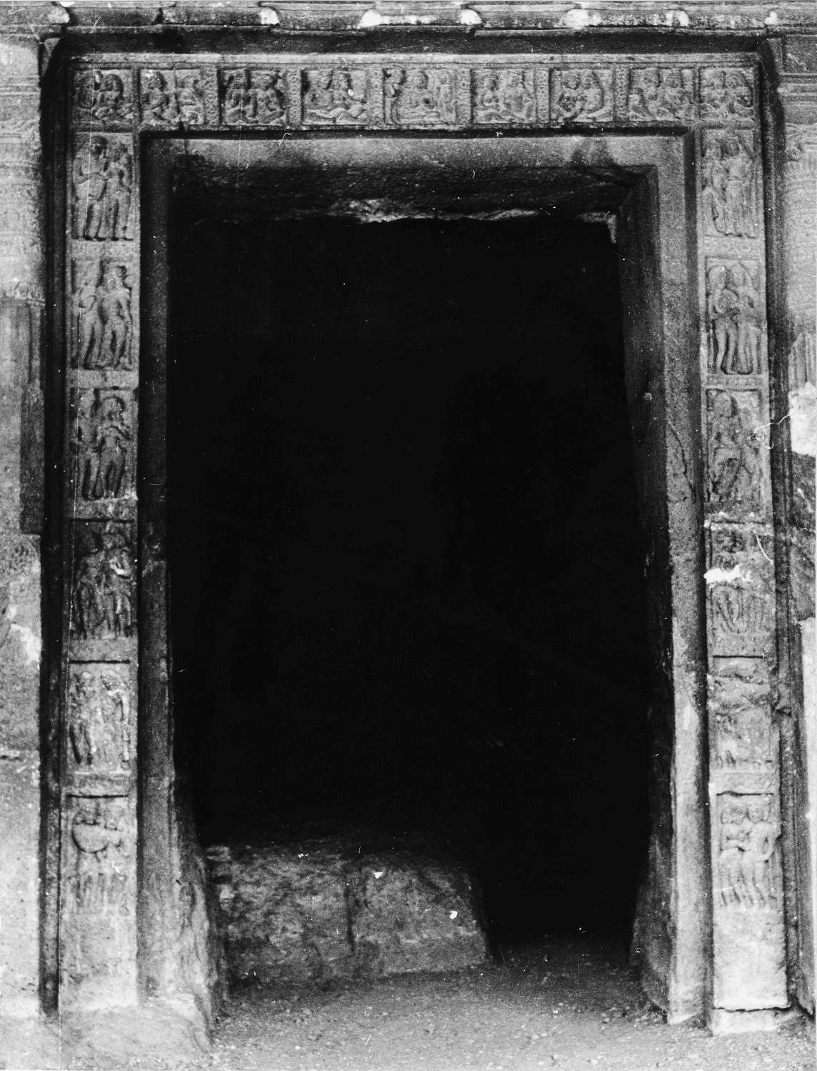 Cave 05, Ajanta, Aurangabad, Maharashtra