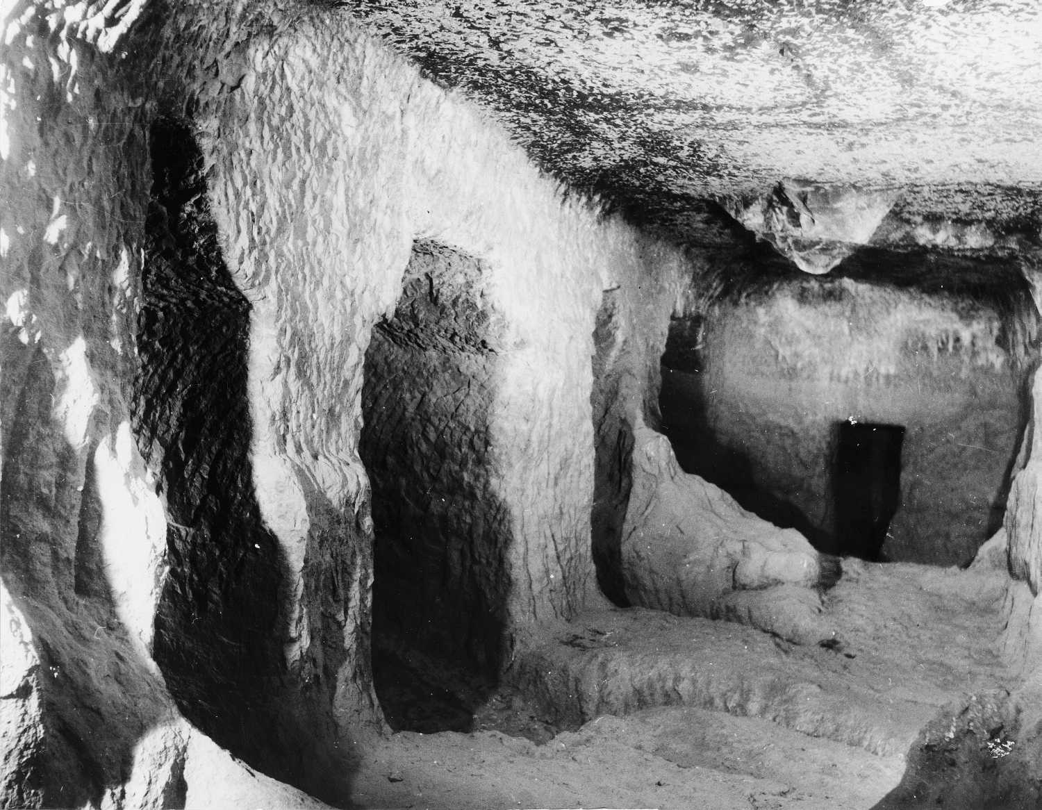 Cave 05, Ajanta, Aurangabad, Maharashtra