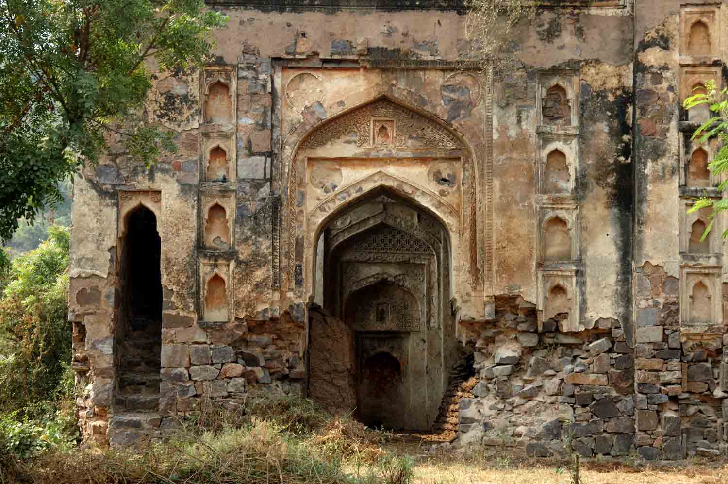 Bhondsi Mosque Complex, Bhondsi