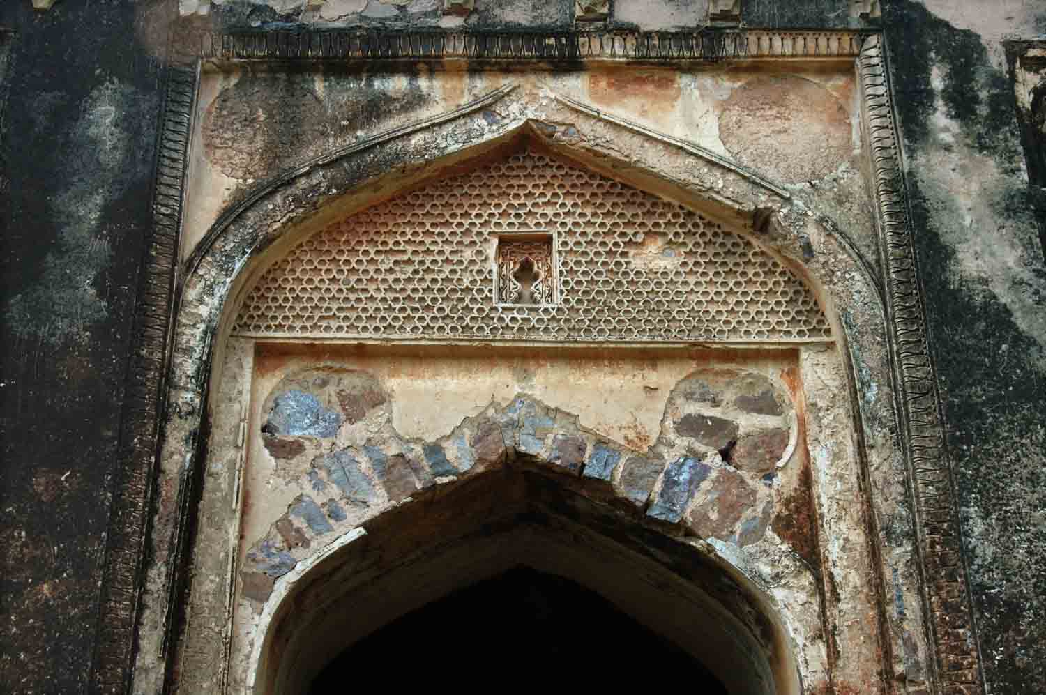 Bhondsi Mosque Complex, Bhondsi