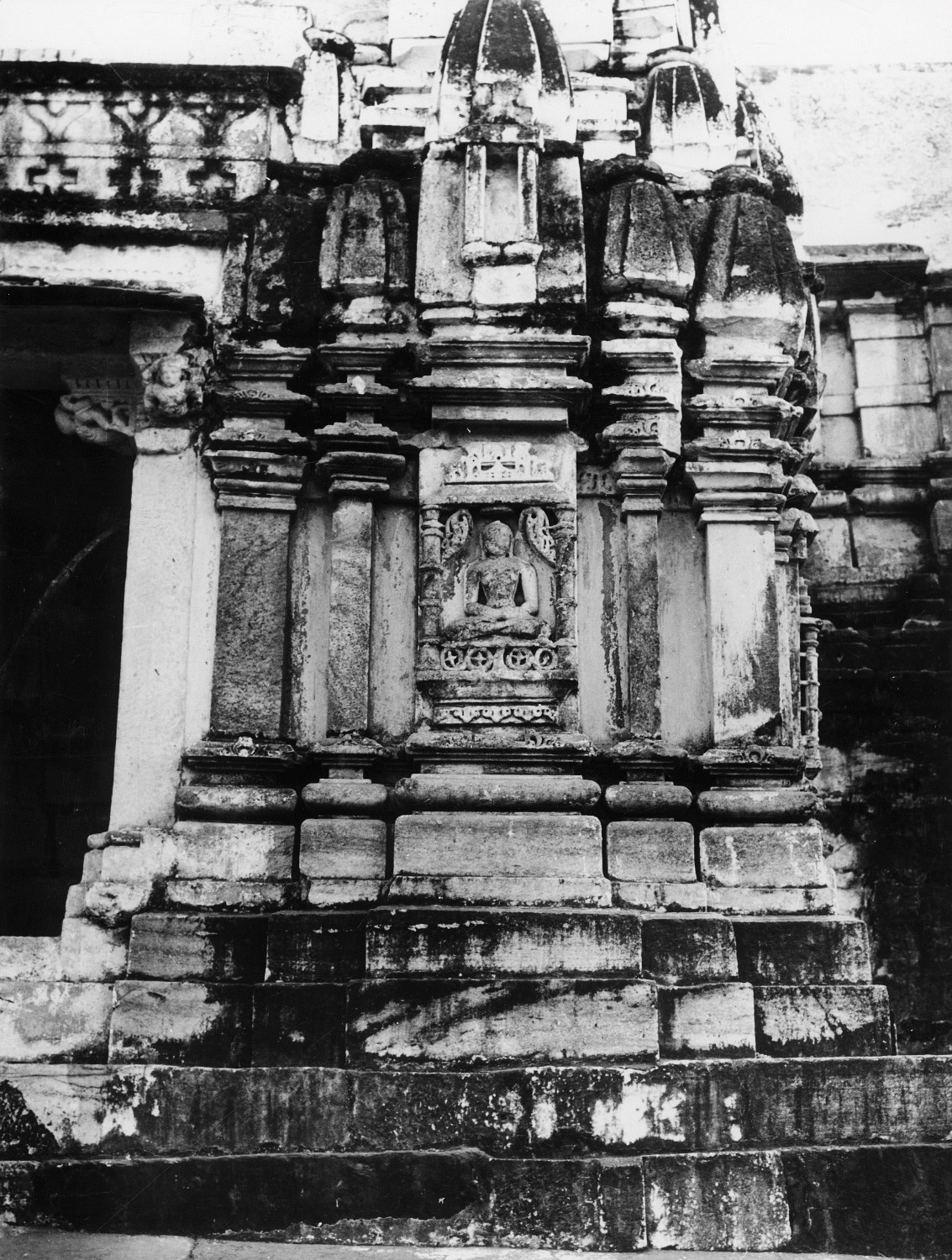 Adinatha Temple, Ahar