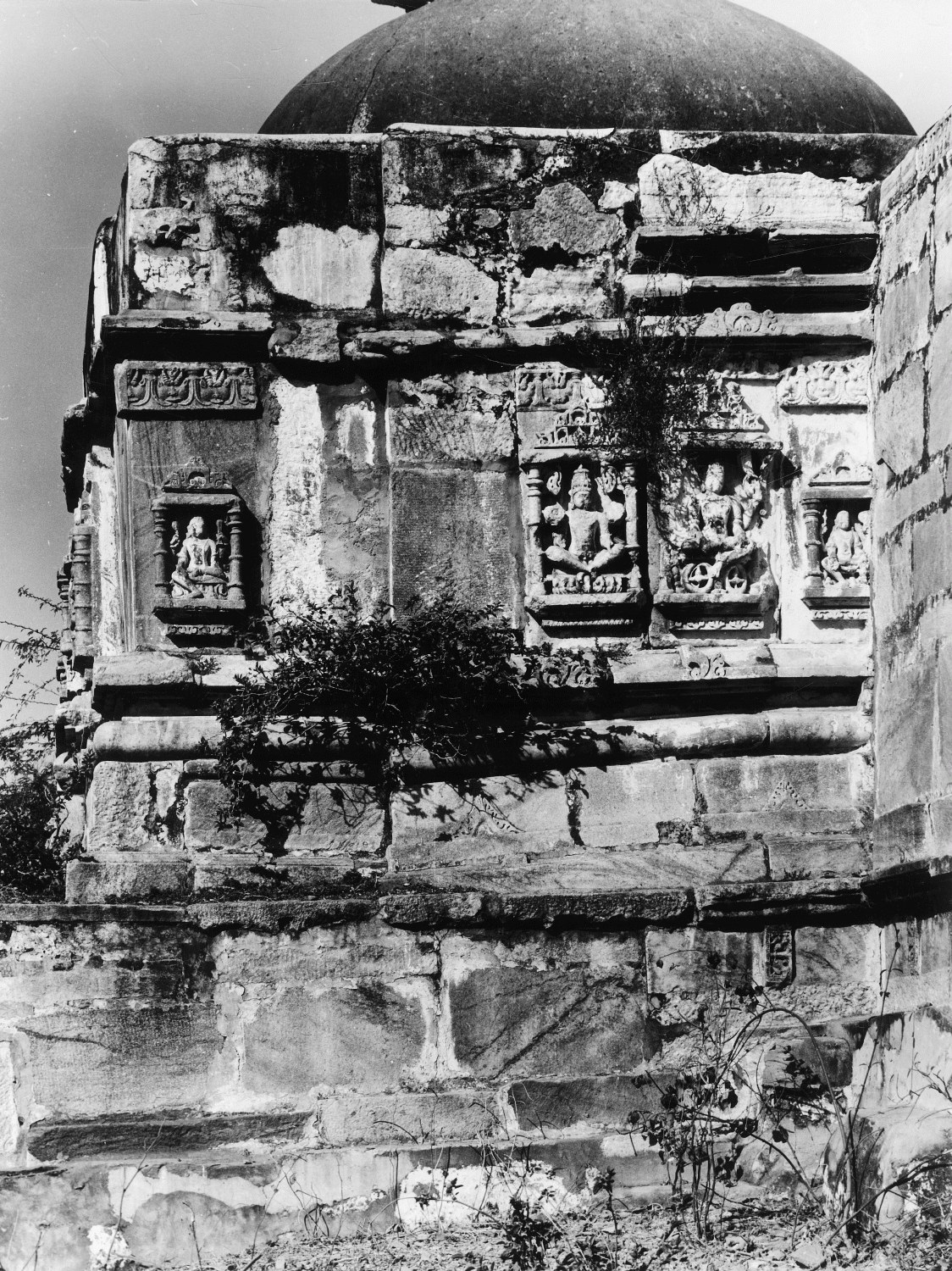 Adinatha Temple, Ahar