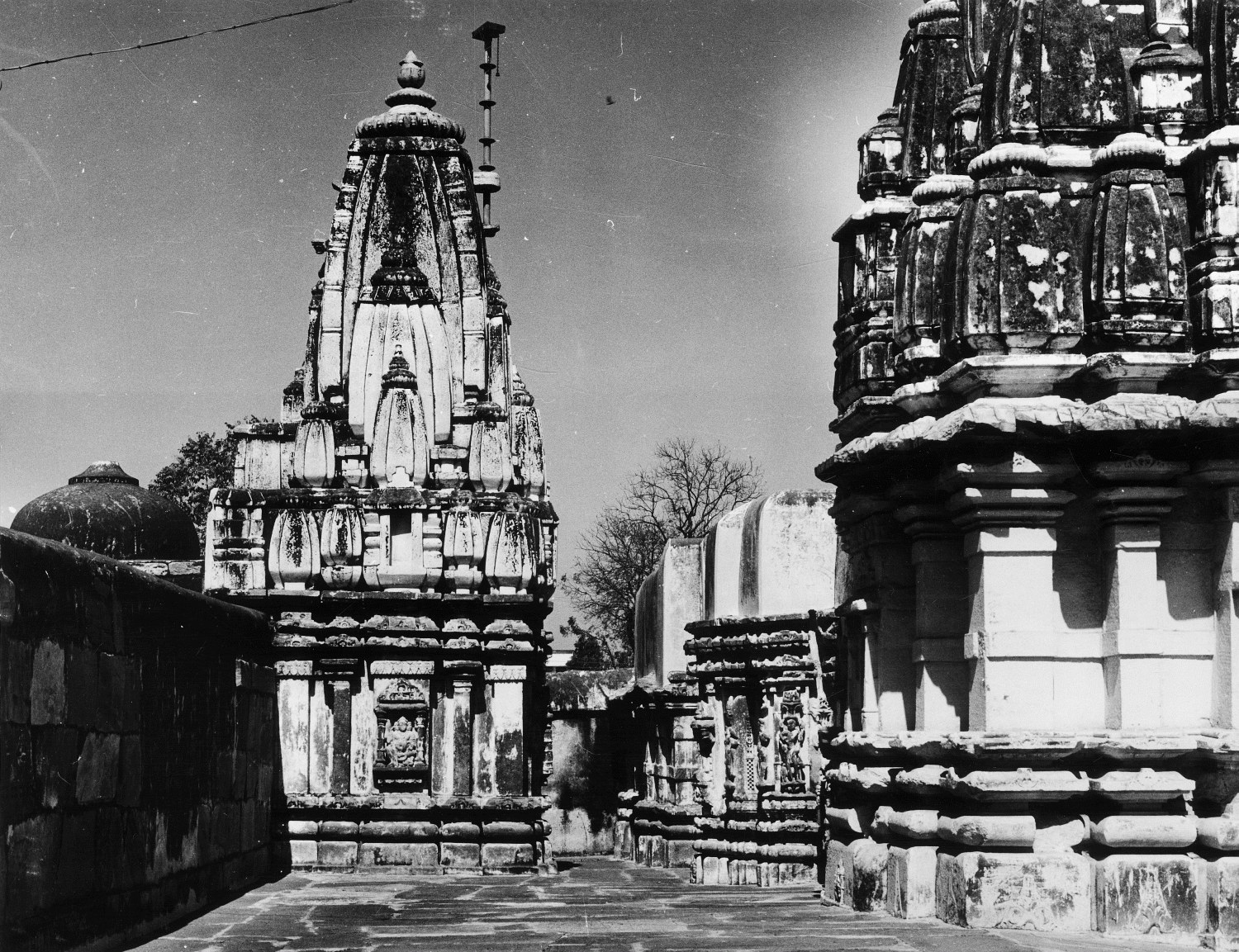 Adinatha Temple, Ahar
