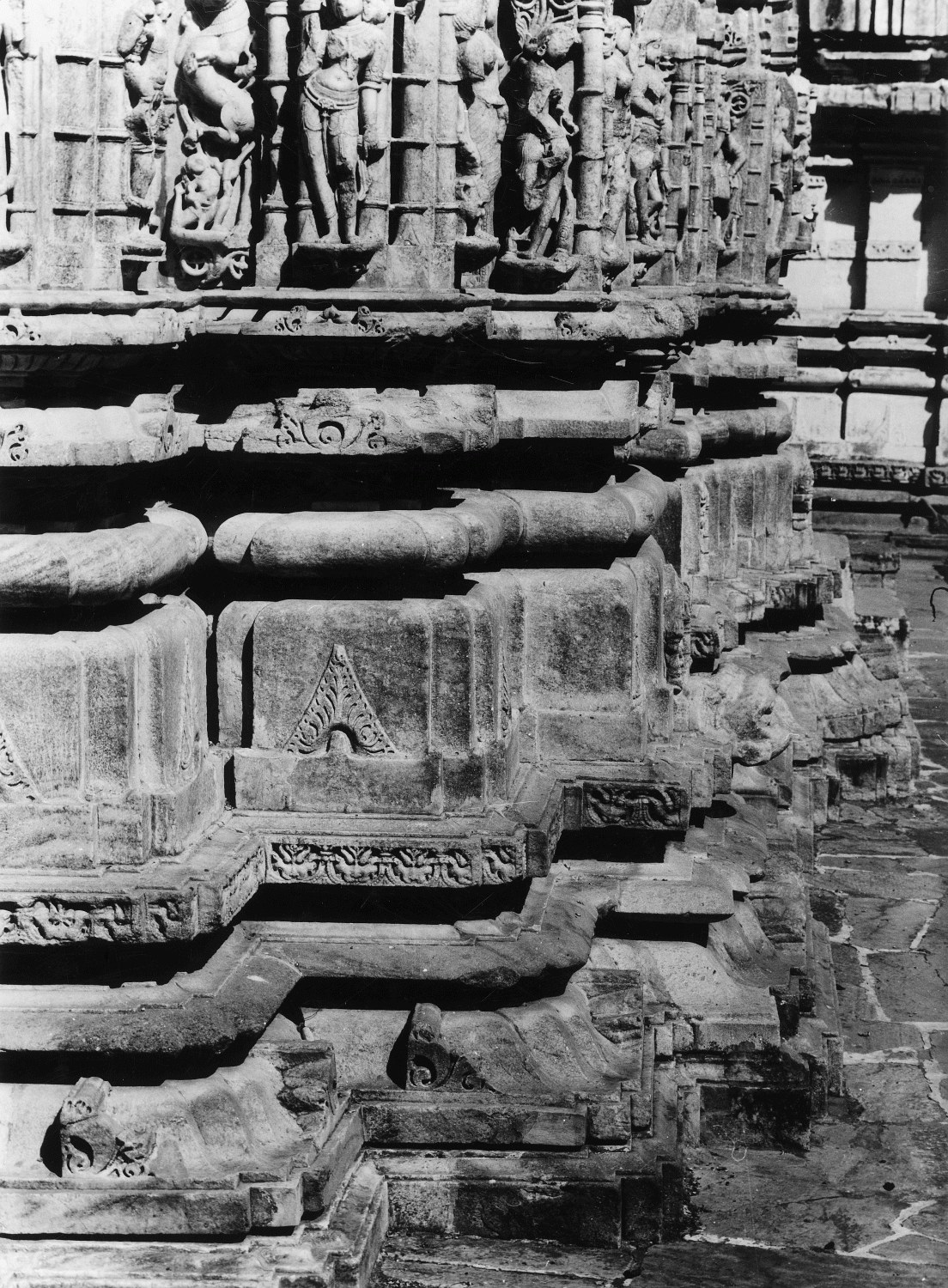Adinatha Temple, Ahar