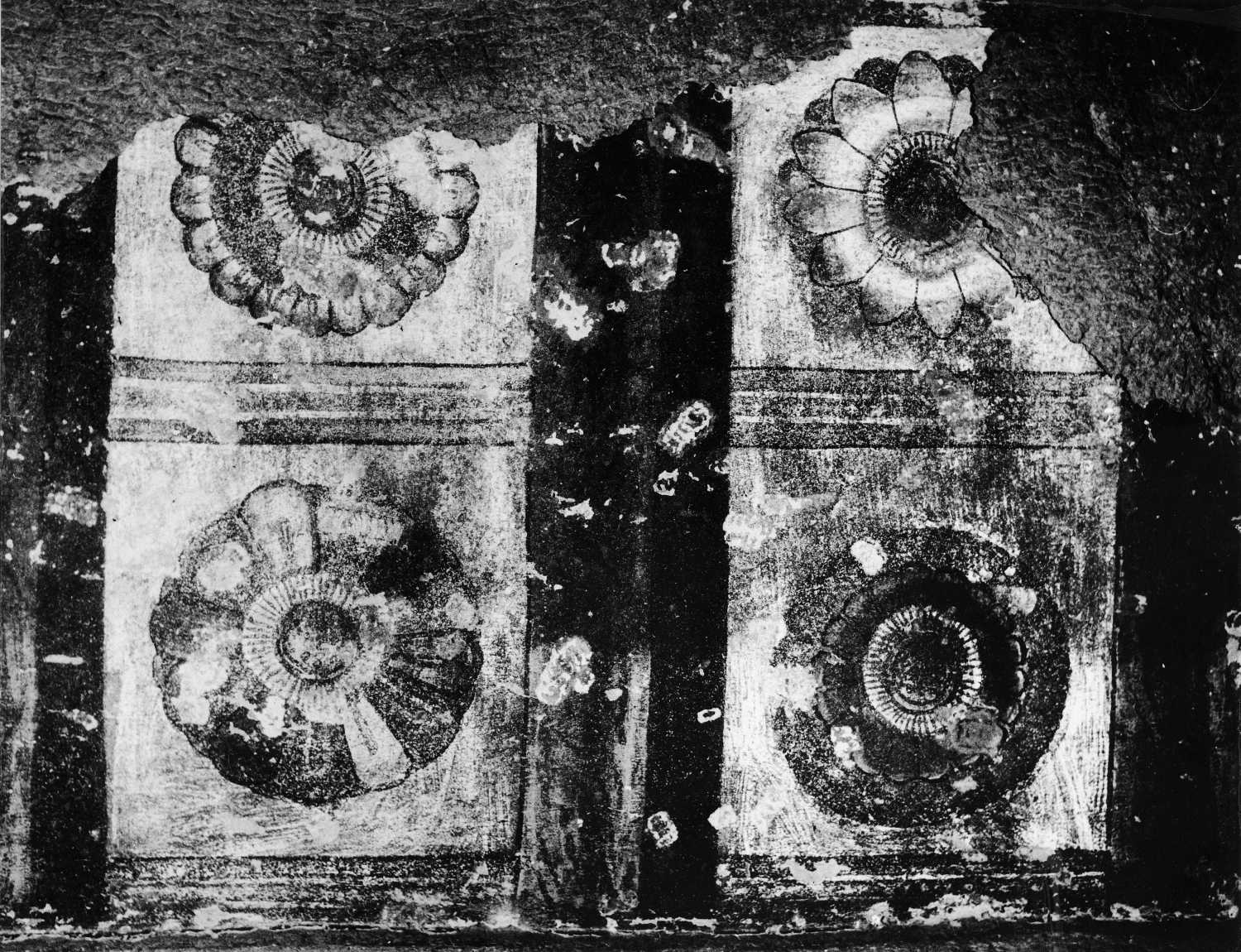 Cave 09, Ajanta, Aurangabad, Maharashtra