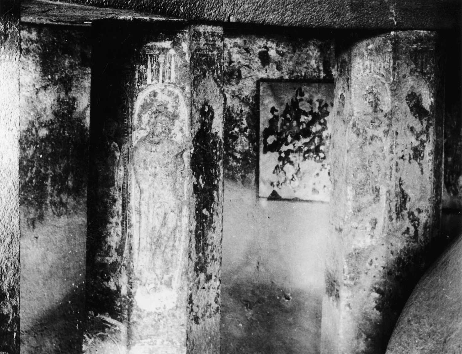 Cave 09, Ajanta, Aurangabad, Maharashtra