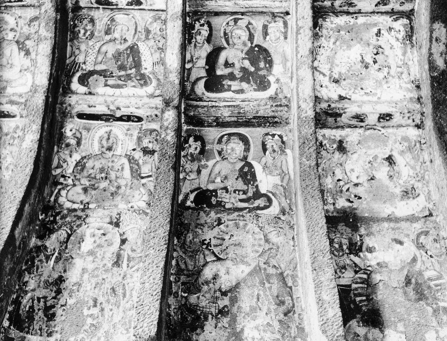 Cave 10, Ajanta, Aurangabad, Maharashtra