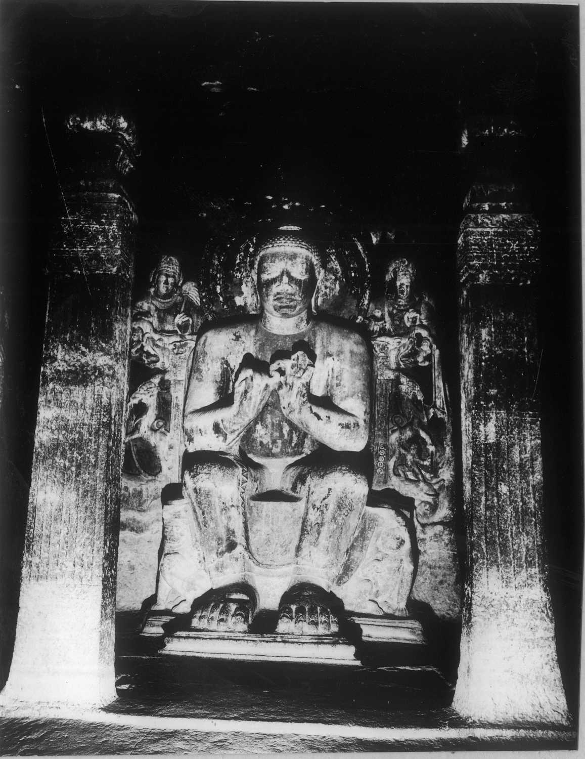 Cave 16, Ajanta, Aurangabad, Maharashtra