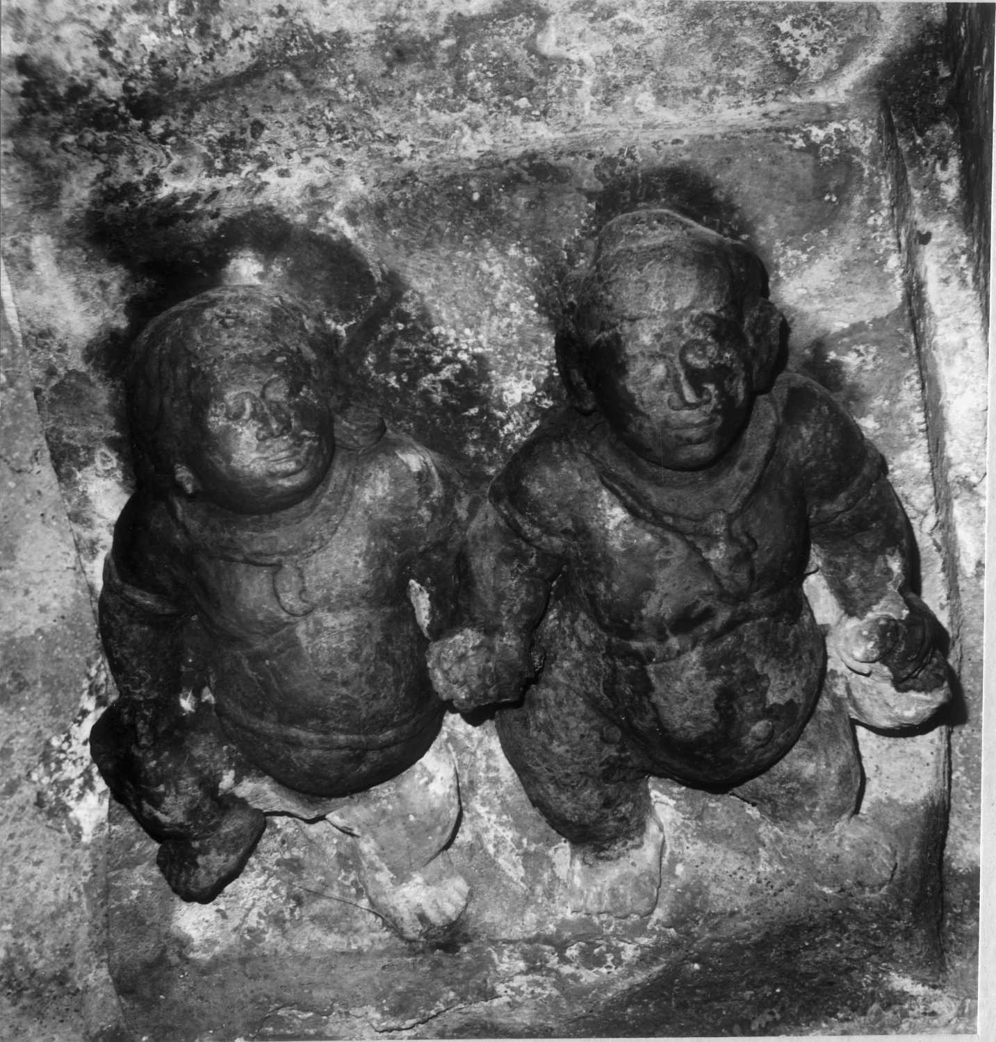 Cave 16, Ajanta, Aurangabad, Maharashtra