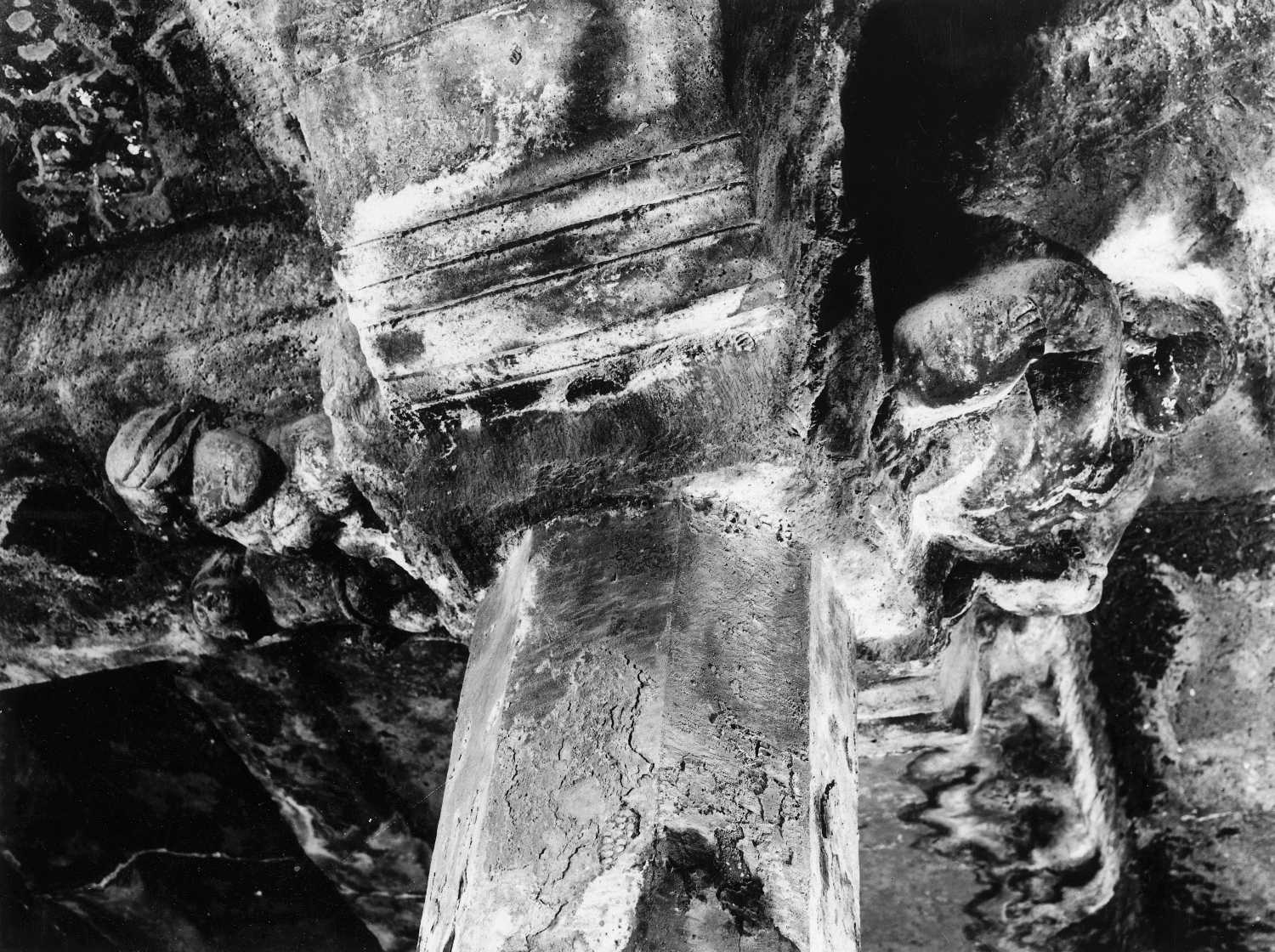 Cave 16, Ajanta, Aurangabad, Maharashtra