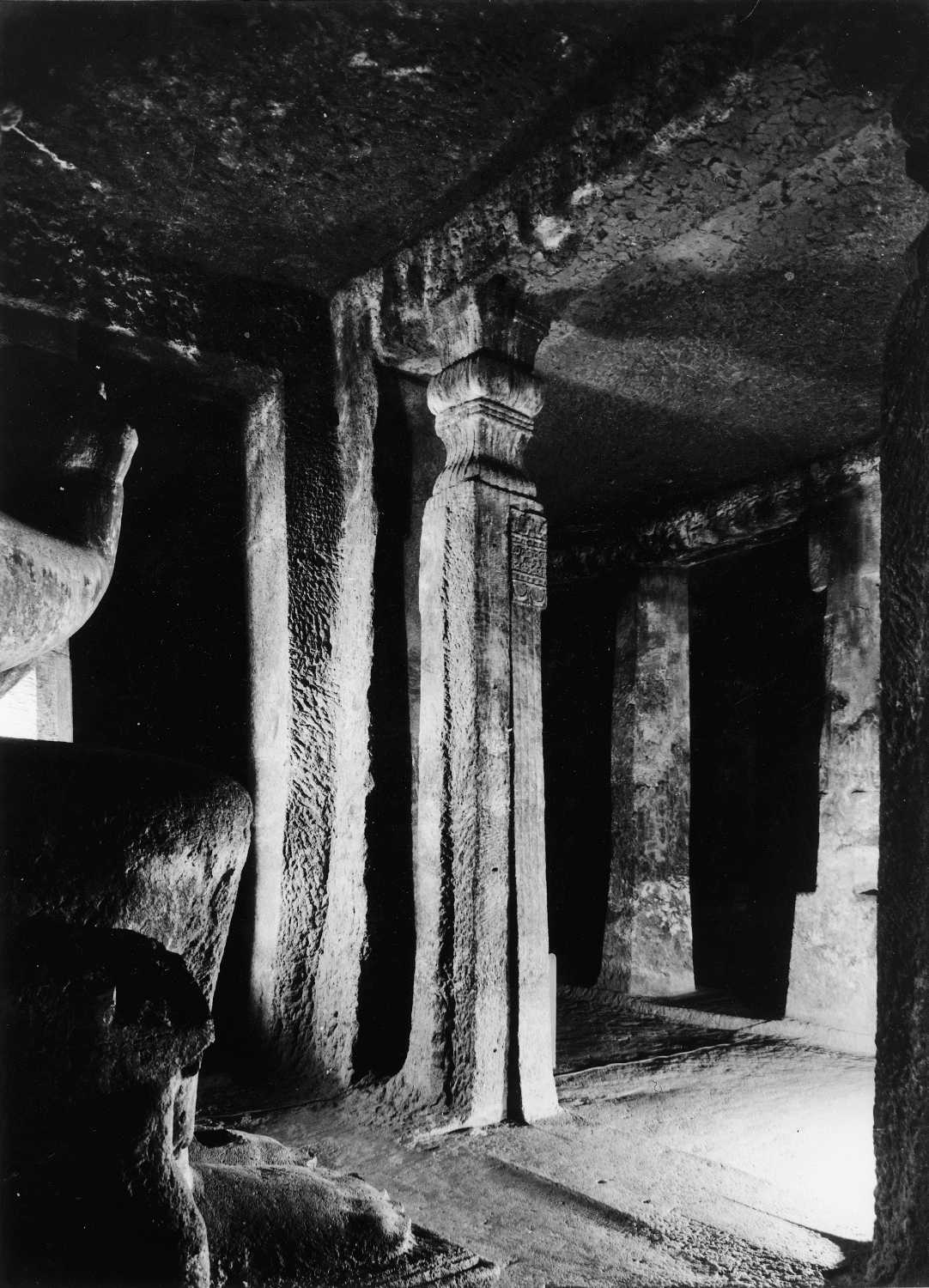 Cave 16, Ajanta, Aurangabad, Maharashtra