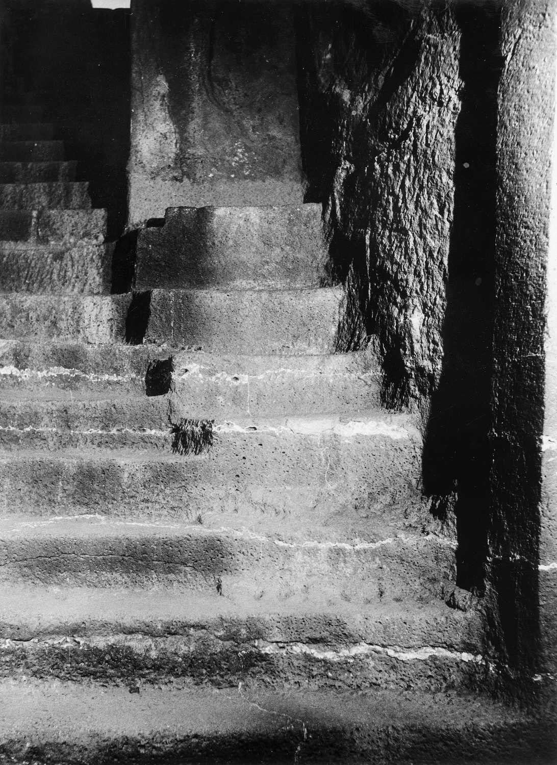 Cave 16, Ajanta, Aurangabad, Maharashtra