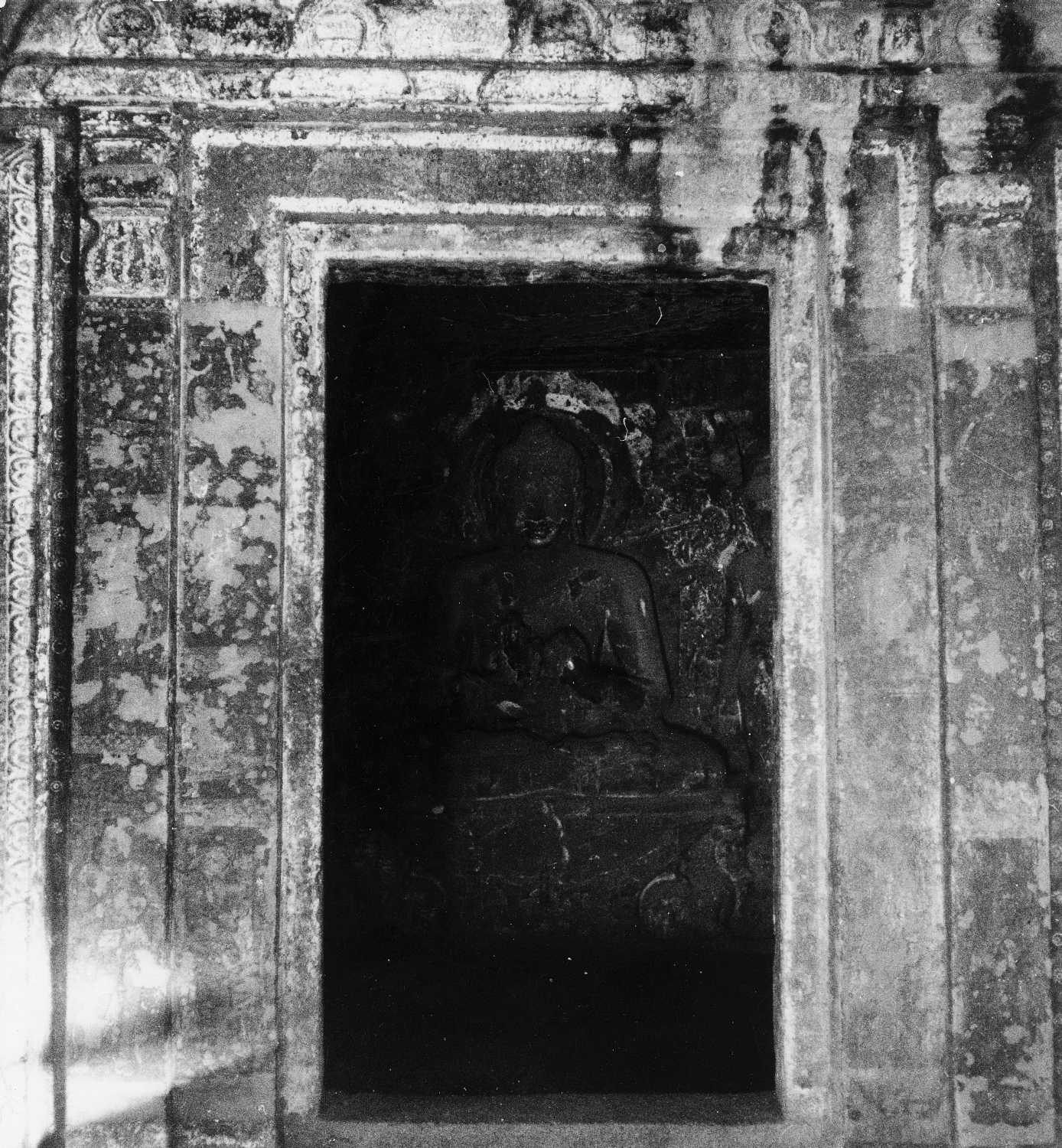 Cave 16, Ajanta, Aurangabad, Maharashtra