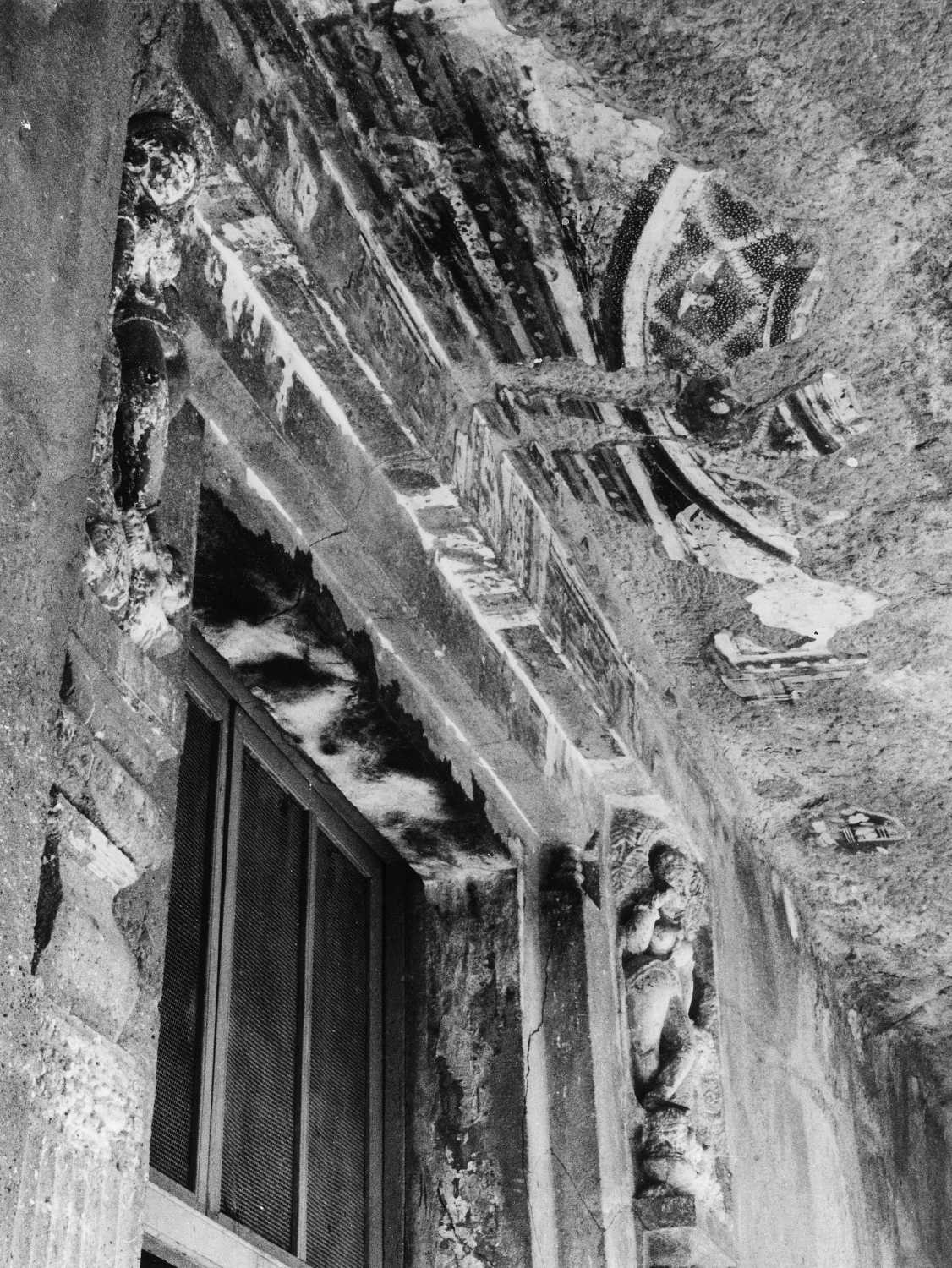 Cave 16, Ajanta, Aurangabad, Maharashtra